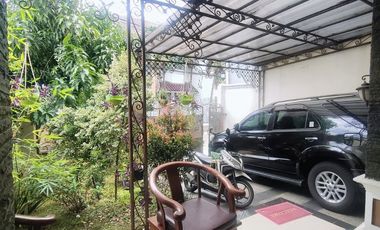 Dijual Cepat Rumah Mewah Rooftop Pinggir Jalan Utama Kampung Tengah Condet