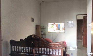 Dijual Cepat Rumah Mewah Rooftop Pinggir Jalan Utama Kampung Tengah Condet