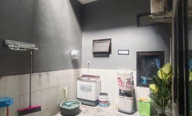 Dijual Cepat Rumah Mewah Rooftop Pinggir Jalan Utama Kampung Tengah Condet