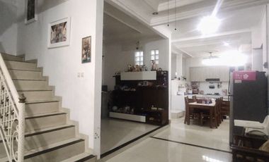 Dijual Cepat Rumah Mewah Rooftop Pinggir Jalan Utama Kampung Tengah Condet