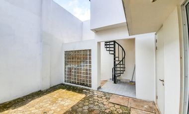 Cluster  Vivacia , Eminent , BSD