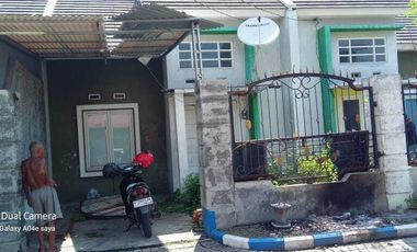 2 Rumah luas 180 m2 harga 800 juta di Pepe, Sedati, kabupaten Sidoarjo