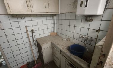 Depto.tipo casa de 3 ambientes en Venta en Parque centenario