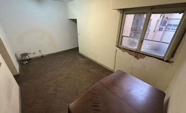 Depto.tipo casa de 3 ambientes en Venta en Parque centenario