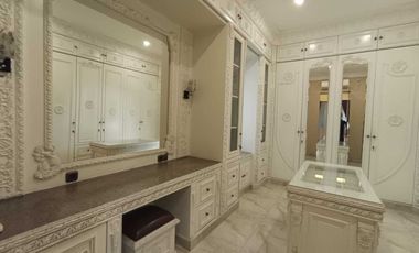 Disewakan Rumah Cluster Emerald Mansion Lippo Cikarang BI6E