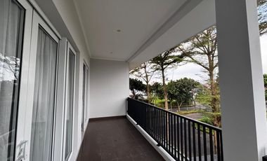 JUAL RUMAH 2 LANTAI GRAGE MANOA VIEW GUNUNG CIREMAI