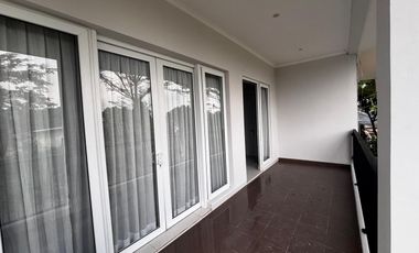 JUAL RUMAH 2 LANTAI GRAGE MANOA VIEW GUNUNG CIREMAI