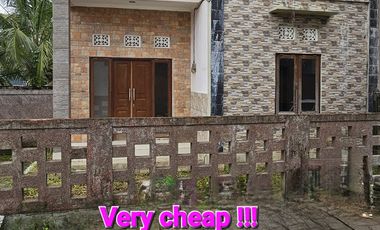 Jual RUMAH MINIMALIS 1,78ARE LT2 ada kolam renang di Denbantas Tabanan