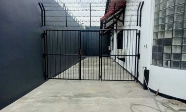 Rumah Kantor Siap Pakai Dukuh Kupang Surabaya Barat