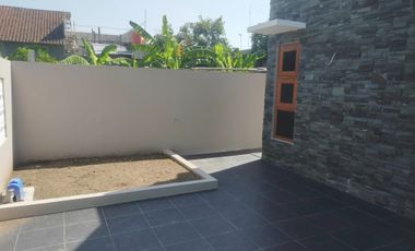 Cari rumah yg sdh ready stok ya?