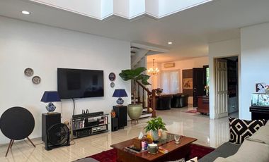 Rumah 2 Lantai di Kebayoran Baru, Jakarta Selatan