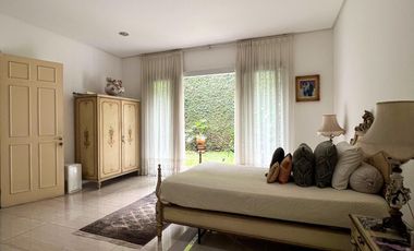Rumah 2 Lantai di Kebayoran Baru, Jakarta Selatan