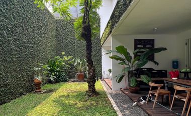 Rumah 2 Lantai di Kebayoran Baru, Jakarta Selatan