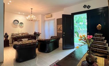 Rumah 2 Lantai di Kebayoran Baru, Jakarta Selatan