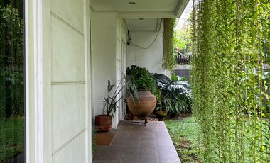 Rumah 2 Lantai di Kebayoran Baru, Jakarta Selatan