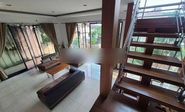 Rumah Mewah Dua Lantai Full Furnished Di Tumpang, Posisi Hook