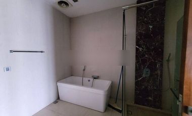 Rumah Mewah Dua Lantai Full Furnished Di Tumpang, Posisi Hook