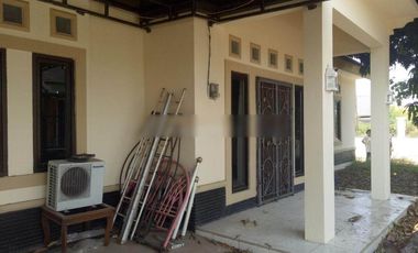 rumah besar 8 kamar di citra pemuda belakang living plaza A Yani