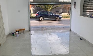Local Comercial en Arriendo en Av Membrillar