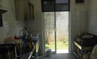 Rumah design  minimalis unik bagus +  cerah +  segar +  teduh dan rin
