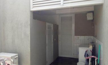 Rumah design  minimalis unik bagus +  cerah +  segar +  teduh dan rin
