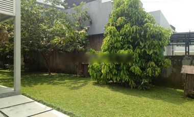 Rumah design  minimalis unik bagus +  cerah +  segar +  teduh dan rin