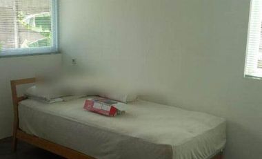 Rumah design  minimalis unik bagus +  cerah +  segar +  teduh dan rin