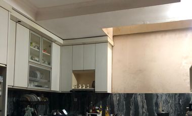 Rumah Cantik  murah 2,5lantai siap huni