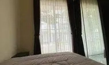 Town House Rumah Baru design modern mewah dipinggir jalan 2 mbl condet