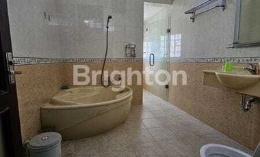 Rumah cantik furnish tengah kota di pupuk