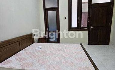 Rumah cantik furnish tengah kota di pupuk