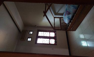 Rumah Di Boulevard Pesona Khayangan Margonda