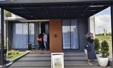 Rumah mewah Kahuripan Nirwana Selatan Surabaya