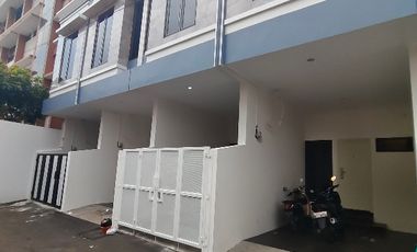 Di jual rumah murah di pisangan matraman  jakarta Timur
