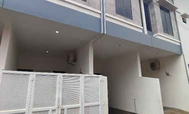 Di jual rumah murah di pisangan matraman  jakarta Timur