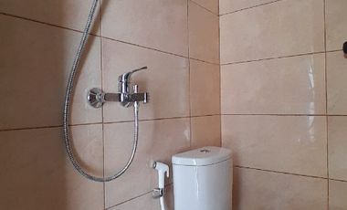 CLUSTER TERNYAMAN RUMAH MEWAH 2 LANTAI ROW JALAN BESAR ADA TAMAN