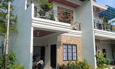 RUMAH MEWAH FASILITAS LENGKAP DEKAT LRT &TOL BEBAS BANJIR