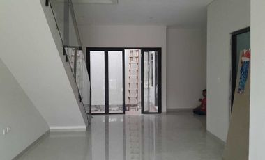 DI JUAL 2 UNIT RUMAH BARU 2 LANTAI DI KIRANA RESIDENCE SERPONG