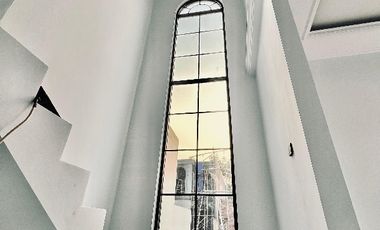 WOWW RUMAH 2 LANTAI TANAH LUAS! AKSES 5 MNT TOL & LRT