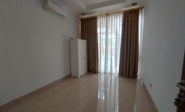 Rumah Bagus Siap Huni di Grand Matoa Jagakarsa Harga Murah
