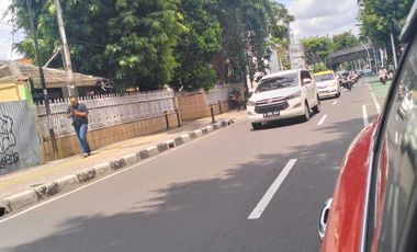 Disewakan Tanah Siap Bangun LT 1000 mtr Strategis Cikini Jakarta Pusat