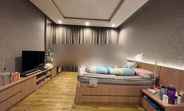 Murah Banget Nih Rumah di Naraya Bsb Lokasi di Boulevard Furnished
