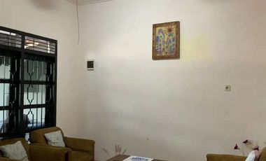 Jual rumah dekat puja mandala nusa dua Jimbaran bawah Bali, jln 10 mtr