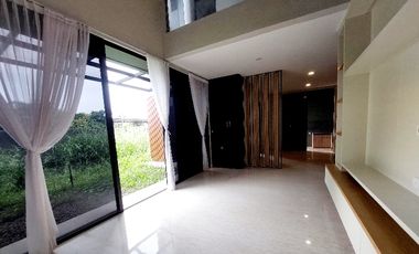 Rumah Baru Minimalis Modern dalam Town House di Sawangan Depok