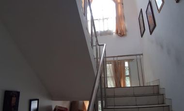 Rumah besar Villa Indah Pajajaran