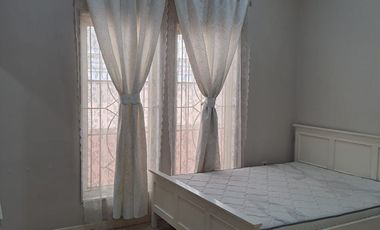 Disewakan rumah di taman beverly golf karawaci