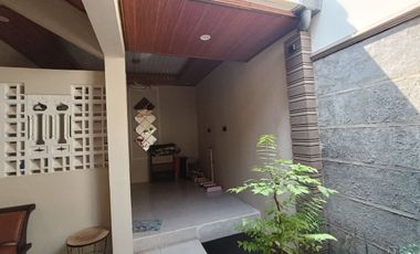 Rumah Etnic Luas 325m² Kokoh Selangkah ke Jl Adi Sumarmo Surakarta