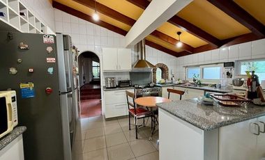 Casa en Venta en Oportunidad inversionistas. Gran terreno con cómoda casa. Camino del Maillin. Colegio Mayflower.