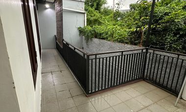 Dijual boleh di sewa juga Rumah komplek bb