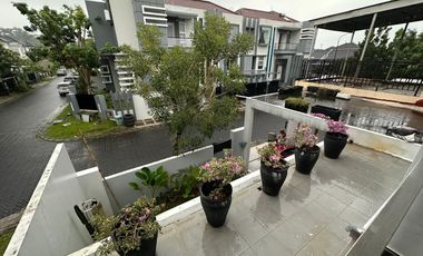 Dijual boleh di sewa juga Rumah komplek bb